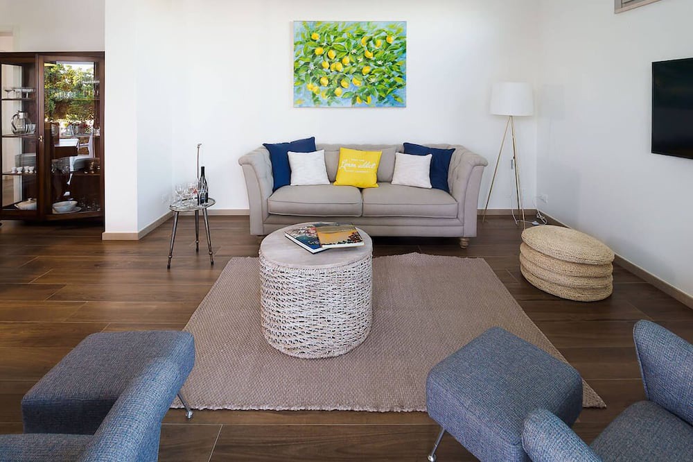 Photo of Livingroom in Marausa