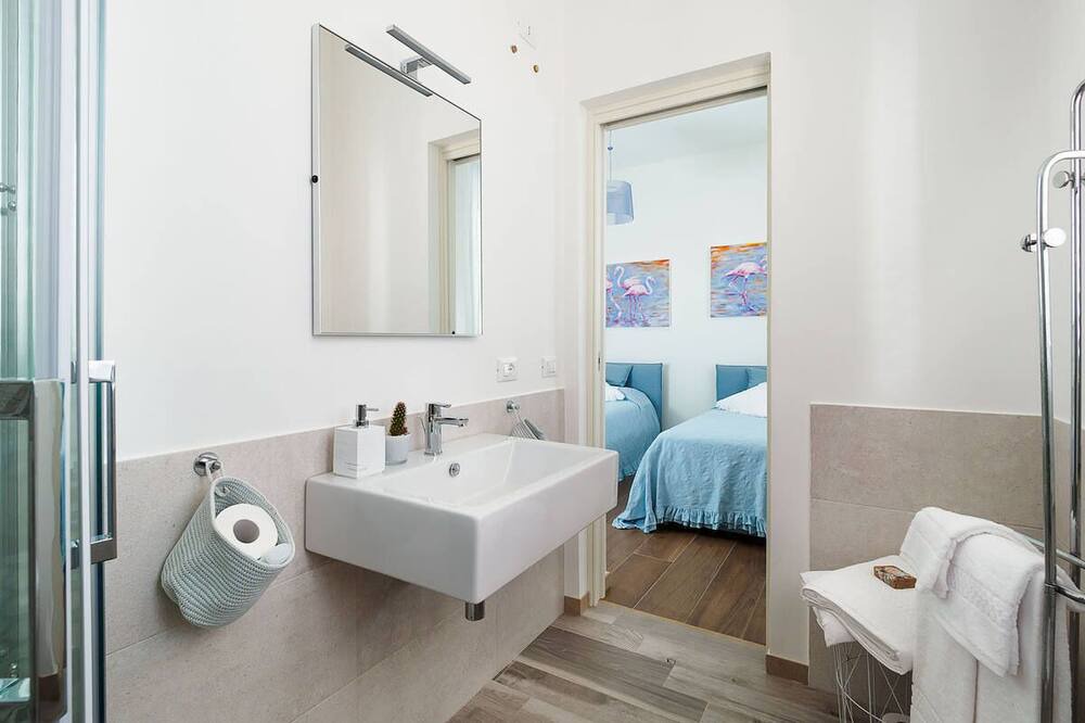 Photo of Bathroom in Marausa