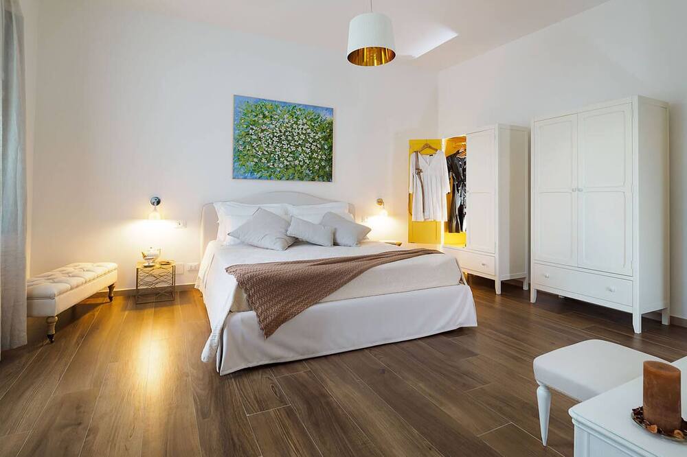 Photo of Bedroom in Marausa