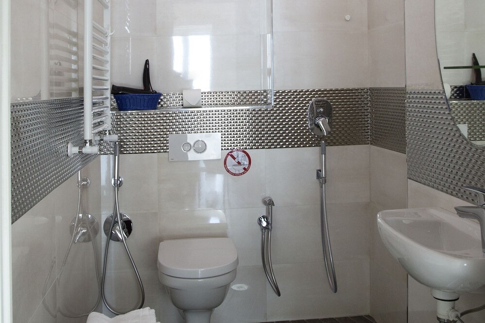 Photo of Bathroom in Castiglione