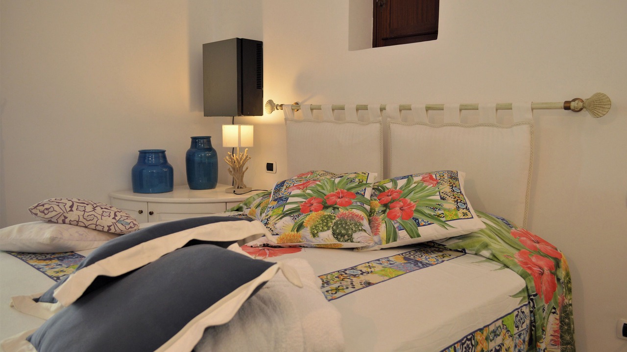 Photo of Bedroom in Panarea