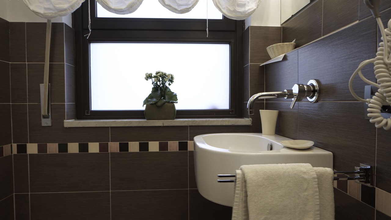 Photo of Bathroom in Picanello-Ognina-Barriera-Canalicchio