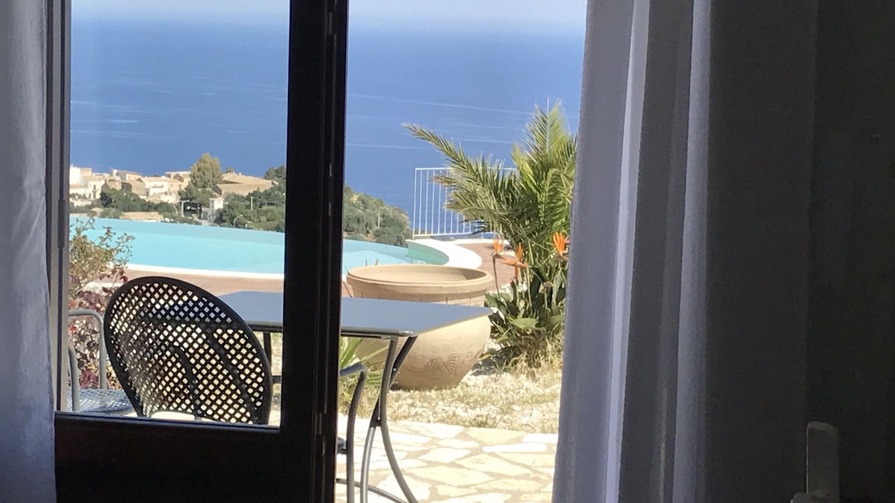 Photo of Bedroom in Scopello