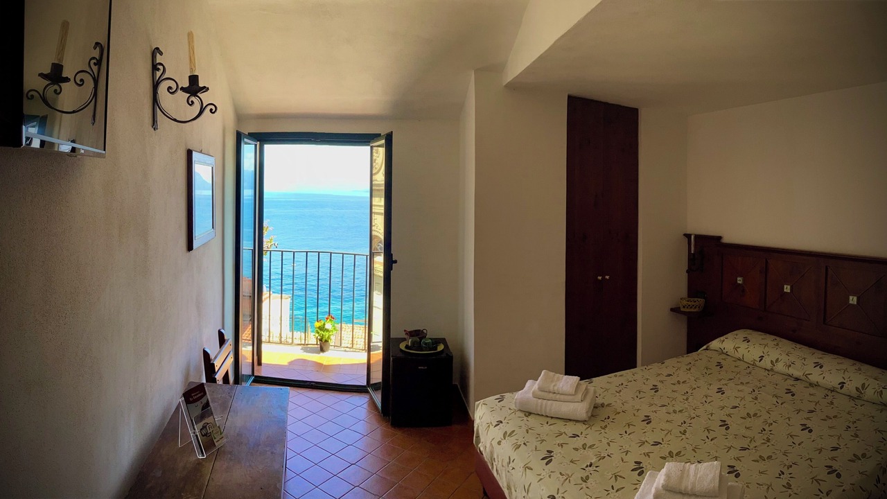 Photo of Bedroom in Scilla