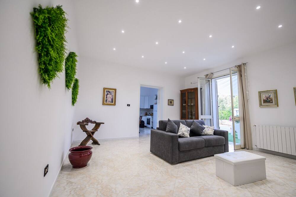 Photo of Livingroom in Digerbato