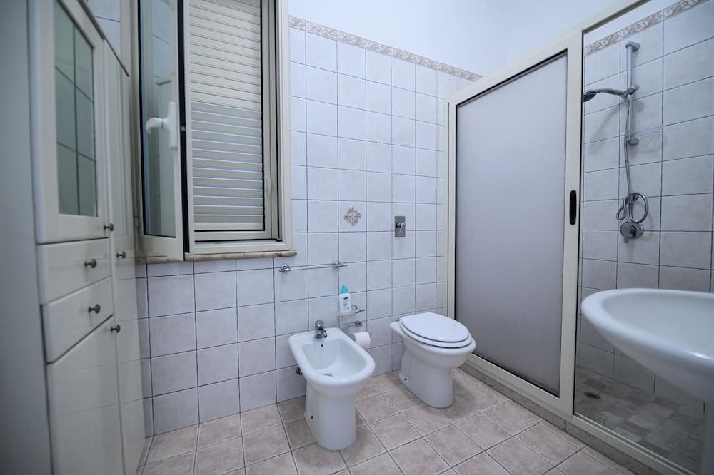 Photo of Bathroom in Digerbato