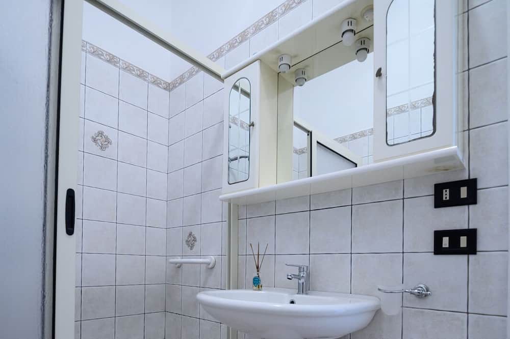 Photo of Bathroom in Digerbato