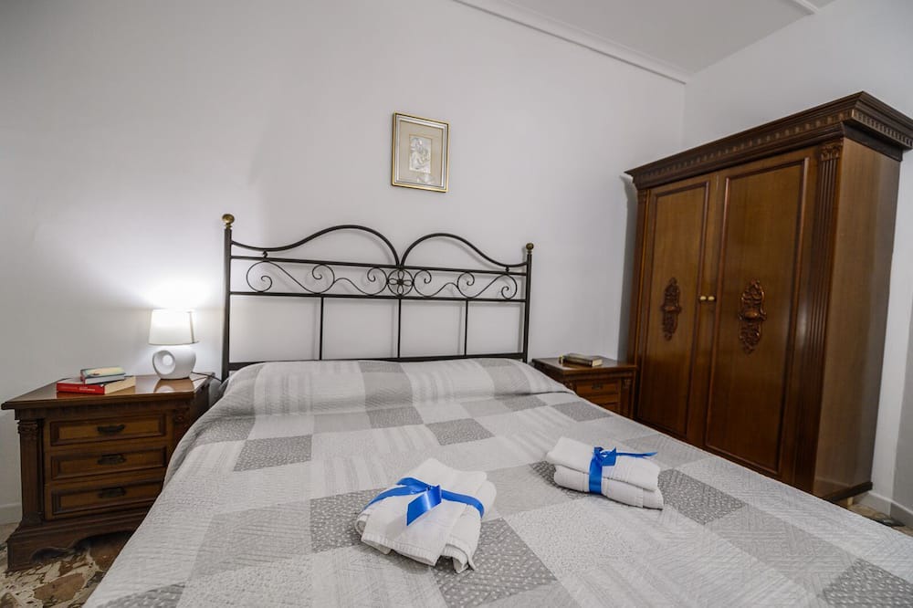 Photo of Bedroom in Digerbato