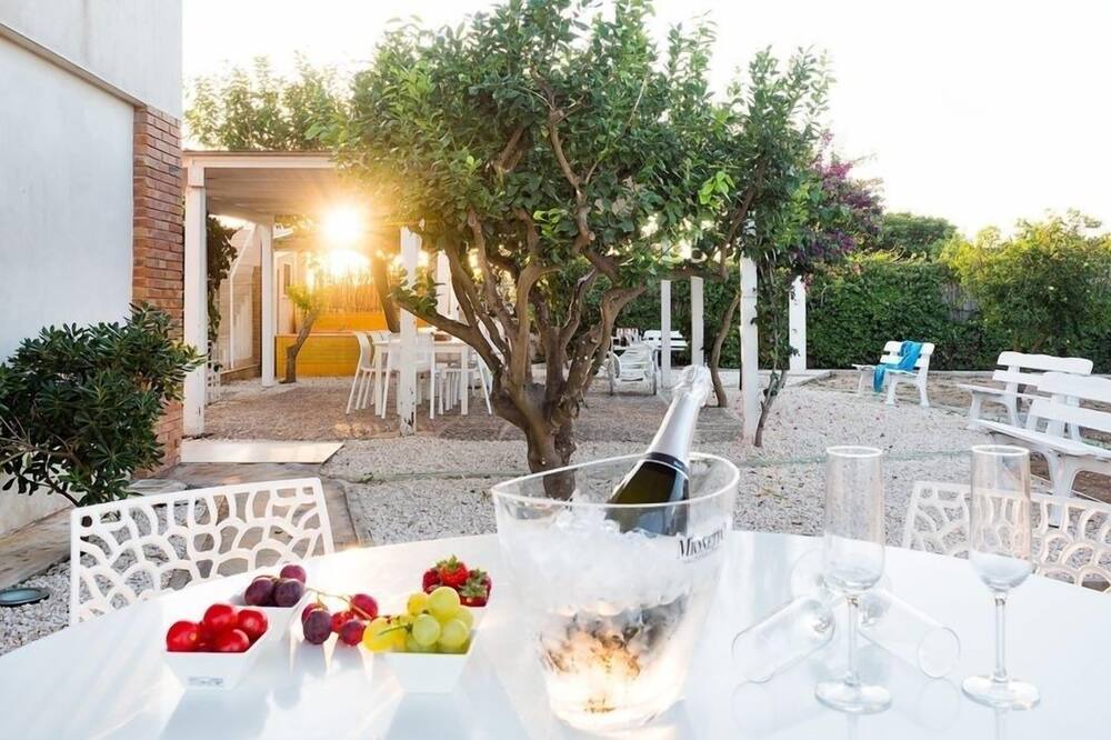 Photo of Patio Balcony in Sicily South Coast