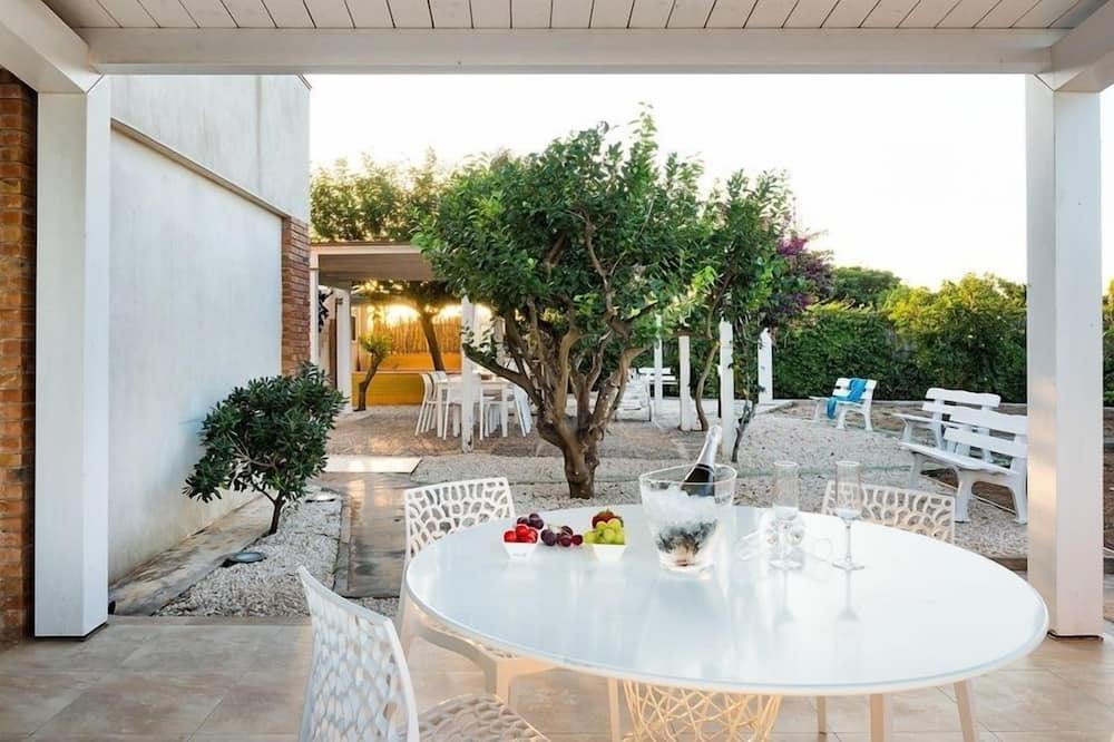 Photo of Patio Balcony in Sicily South Coast