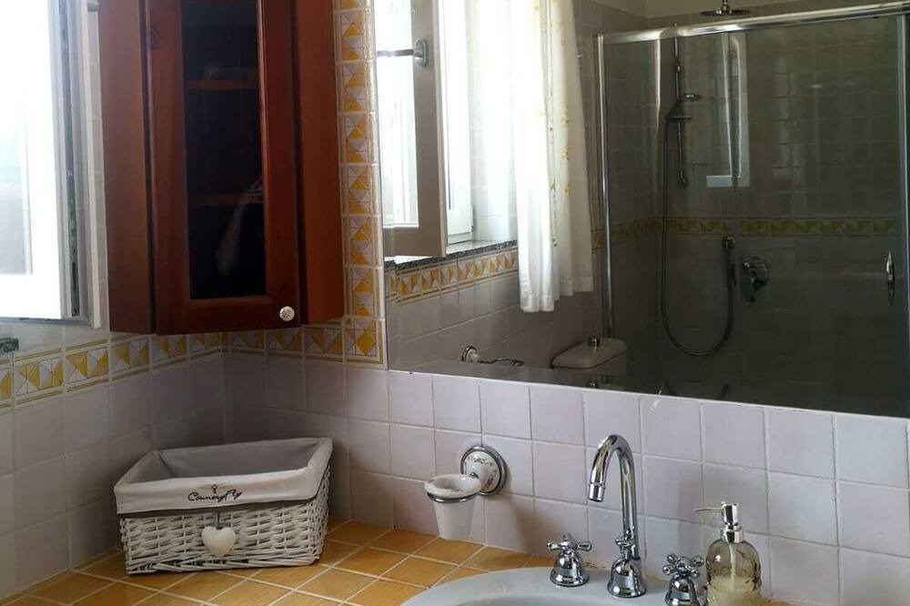 Photo of Bathroom in Monreale