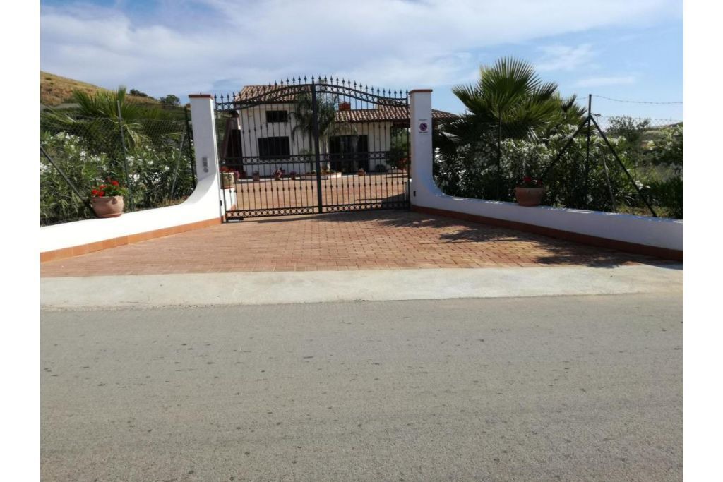 Photo of Others in Montallegro