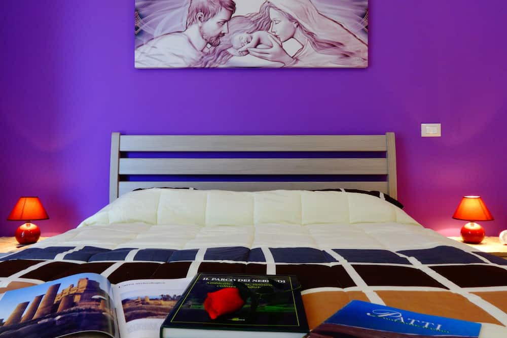 Photo of Bedroom in Marina di Patti
