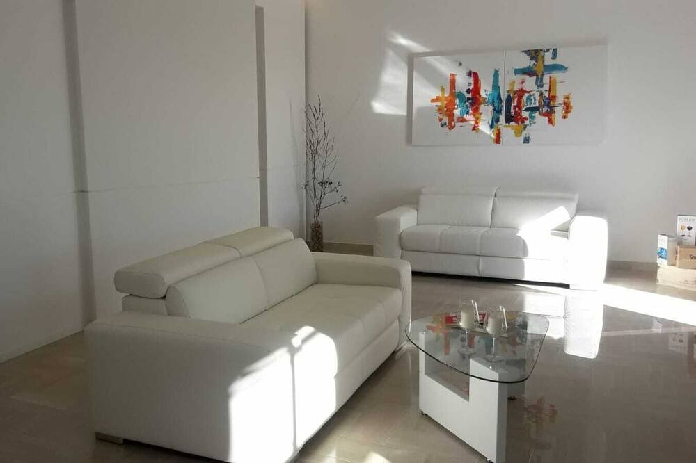 Photo of Livingroom in Santa Lucia