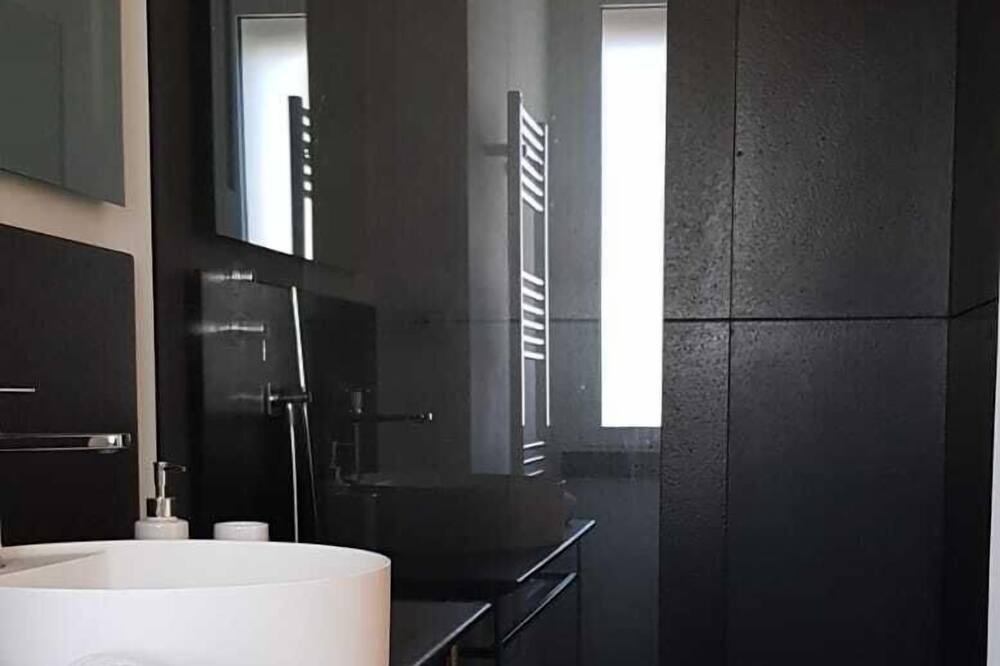 Photo of Bathroom in Santa Lucia