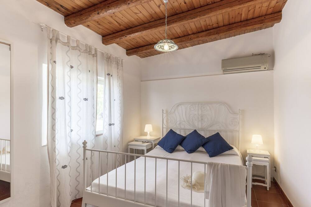 Photo of Bedroom in Vulcanello