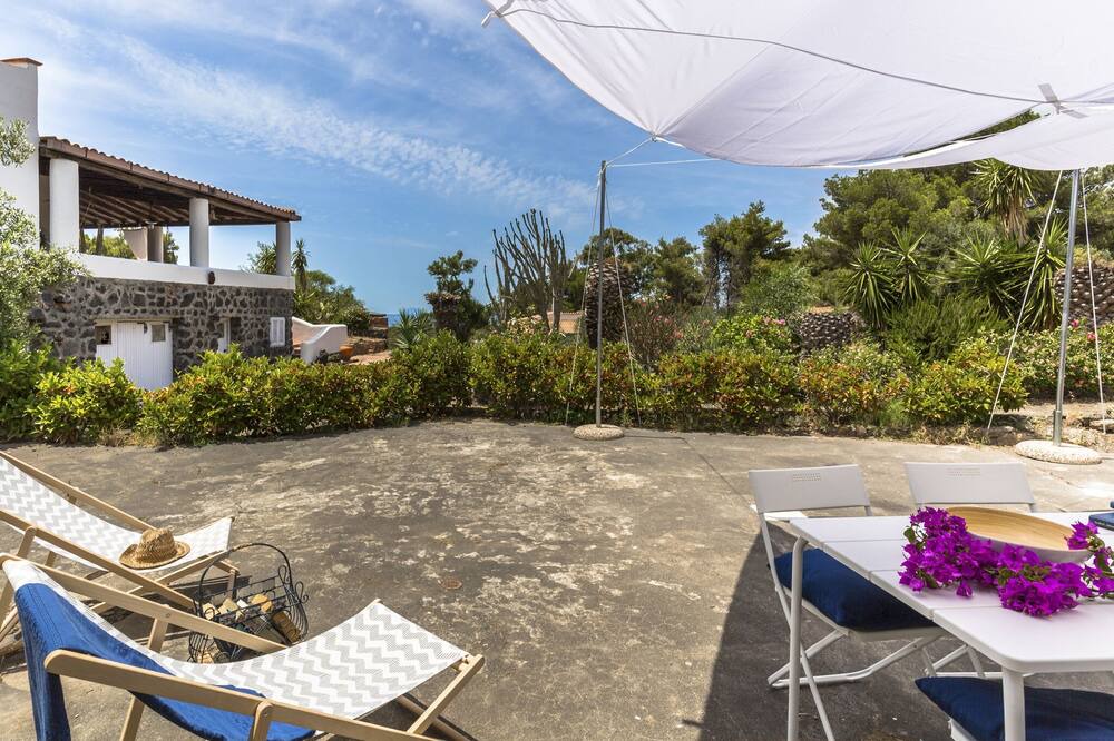 Photo of Patio Balcony in Vulcanello