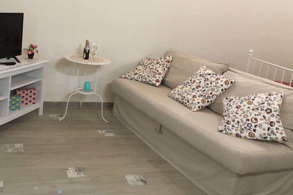 Photo of Livingroom in Syracuse