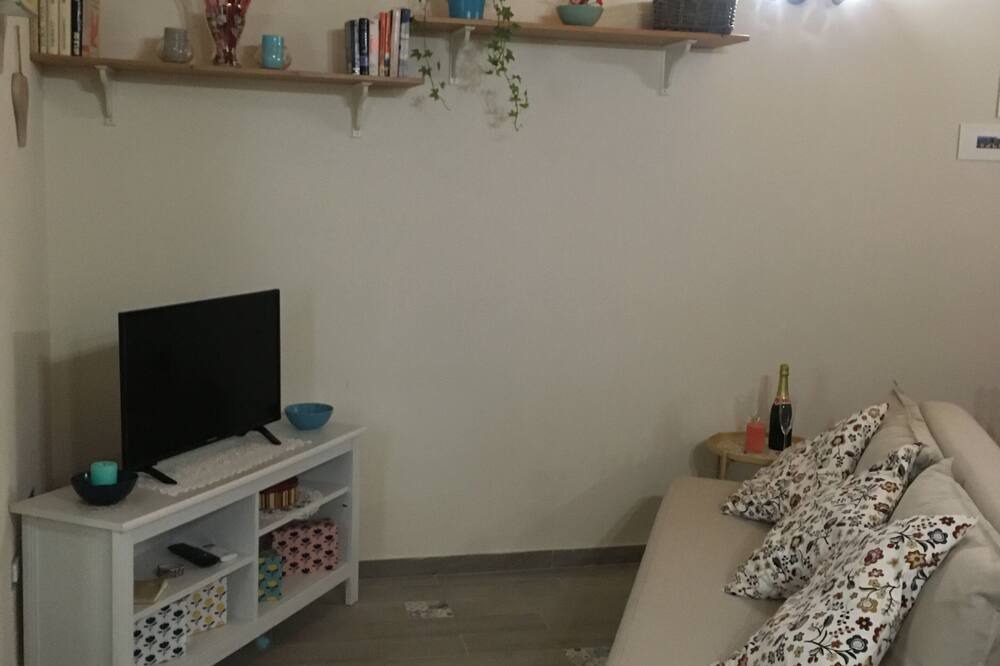 Photo of Livingroom in Syracuse