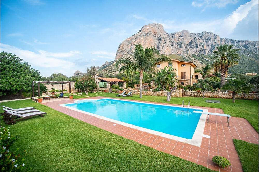 Photo of Outdoor in Cinisi