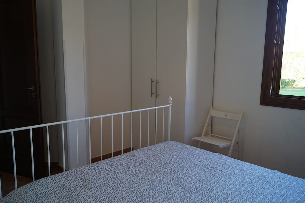 Photo of Bedroom in Campofelice di Roccella