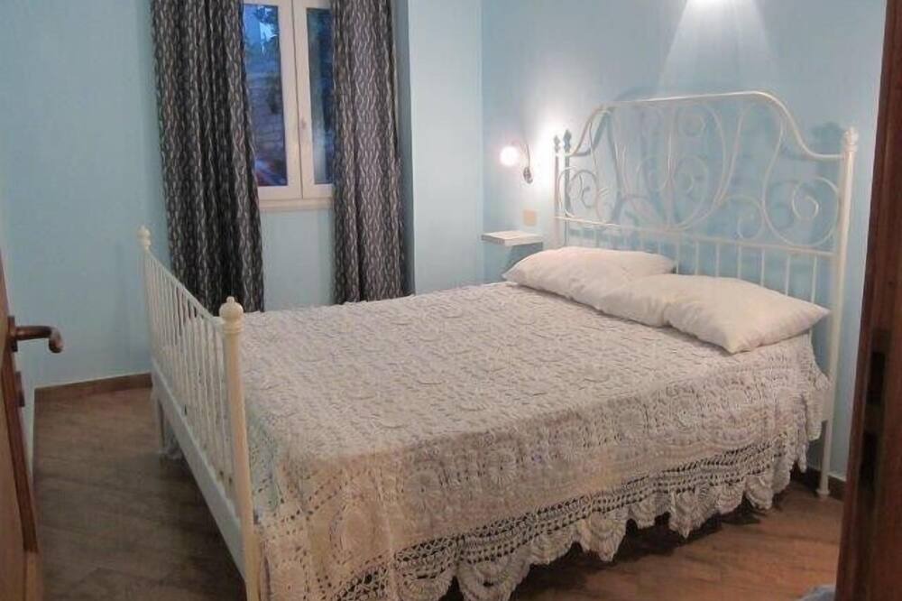 Photo of Bedroom in Pollina
