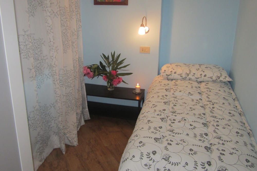 Photo of Bedroom in Pollina