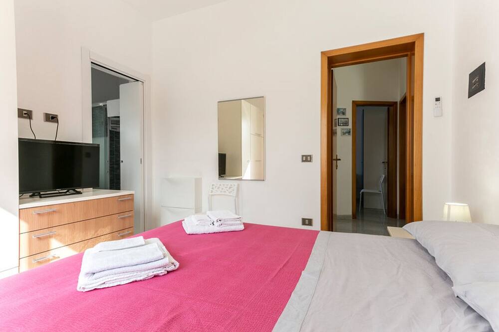 Photo of Bedroom in Reitani