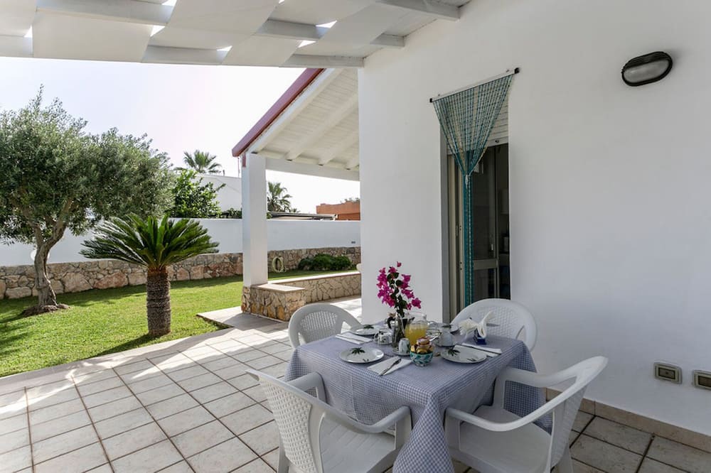 Photo of Patio Balcony in Reitani