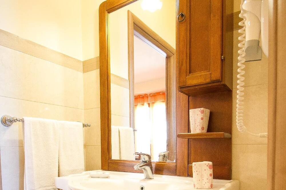 Photo of Bathroom in Trecastagni