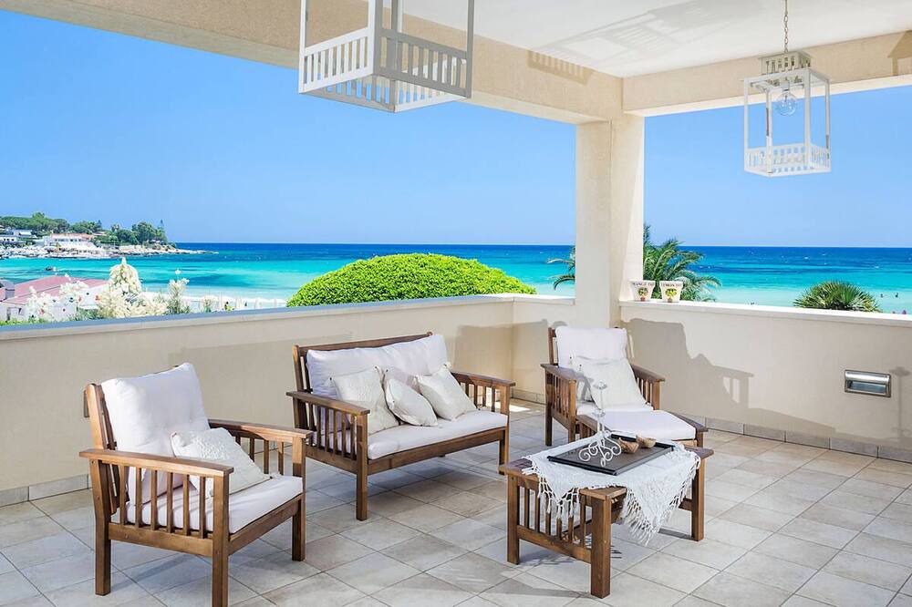 Photo of Patio Balcony in Fontane Bianche