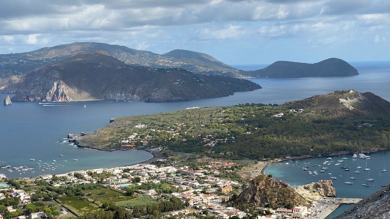 Photo of Others in Vulcano Porto