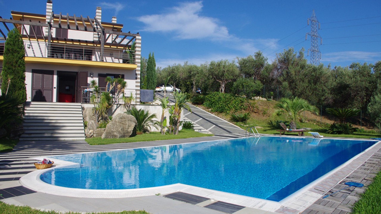 Photo of Outdoor in Barcellona Pozzo di Gotto