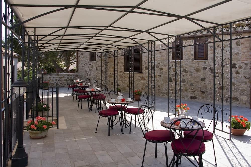 Photo of Patio Balcony in Petralia Sottana