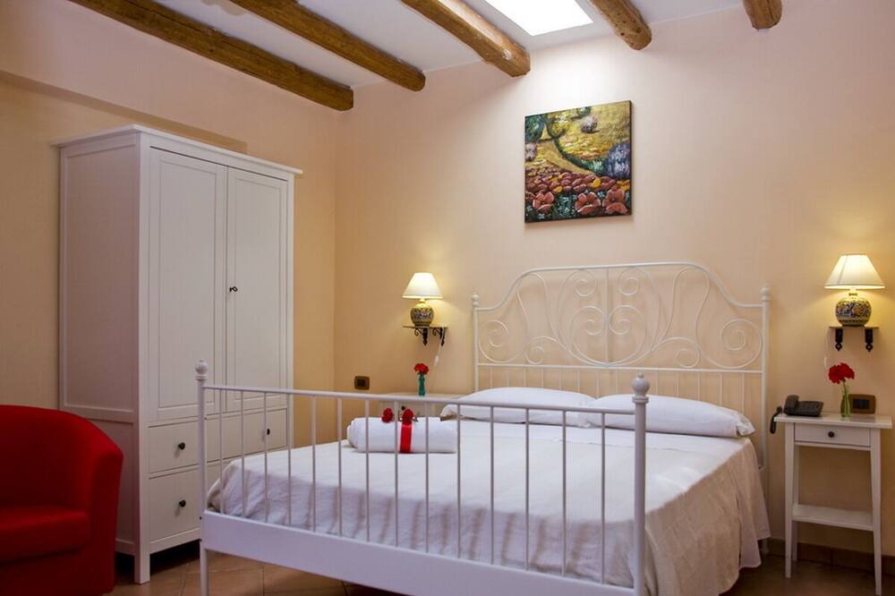 Photo of Bedroom in Petralia Sottana