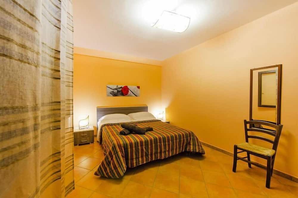 Photo of Bedroom in Contrada Pistavecchia 2