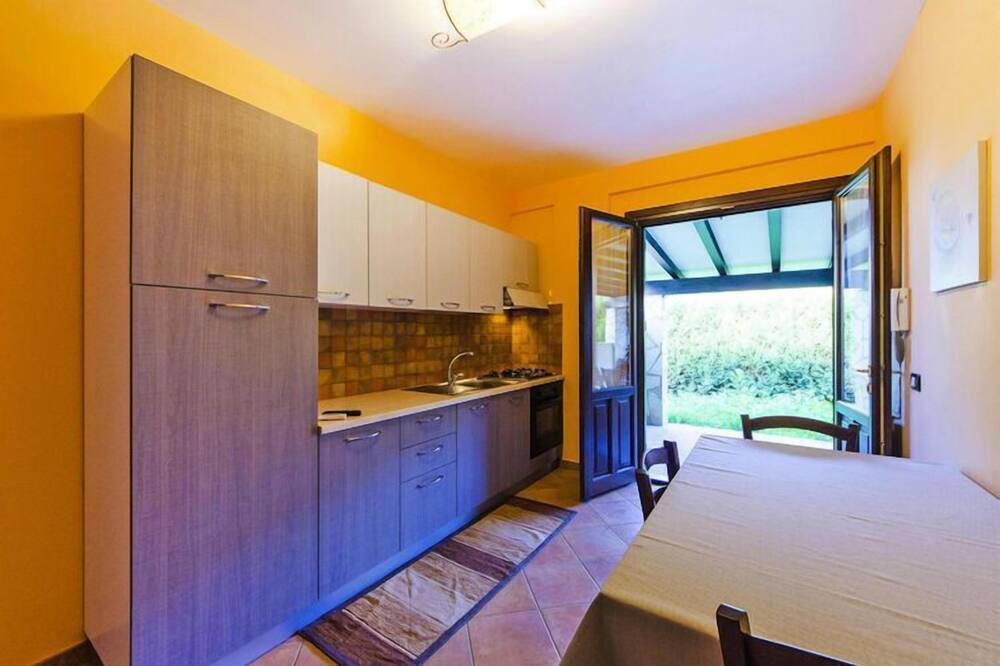 Photo of Kitchen in Contrada Pistavecchia 2