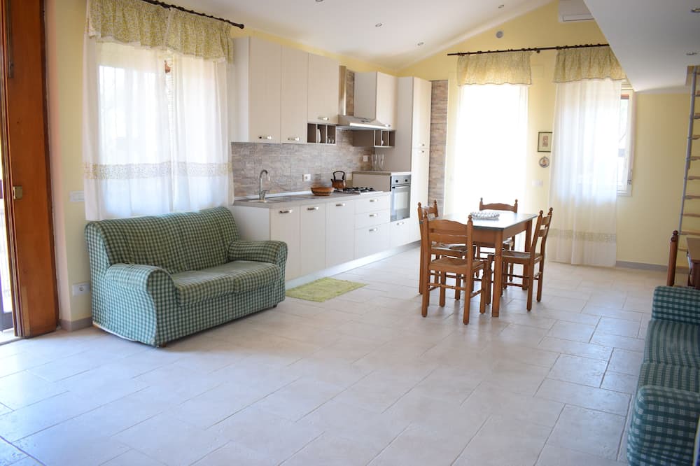 Photo of Livingroom in San Giorgio-Librino-San Giuseppe la Rena-Zia Lisa-Villaggio Sant'Agata