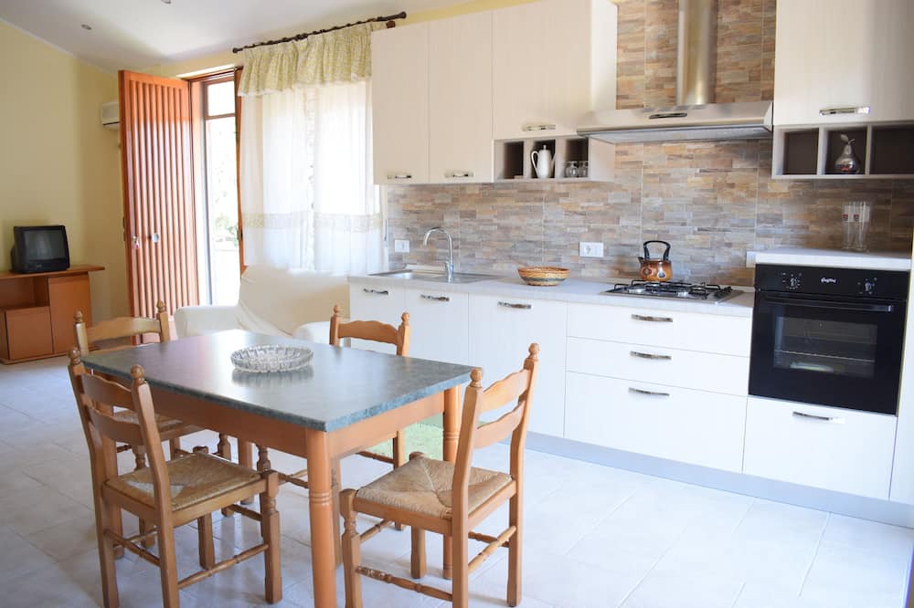 Photo of Kitchen in San Giorgio-Librino-San Giuseppe la Rena-Zia Lisa-Villaggio Sant'Agata