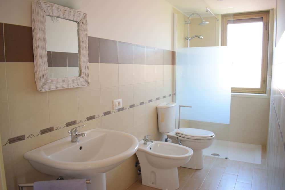 Photo of Bathroom in San Giorgio-Librino-San Giuseppe la Rena-Zia Lisa-Villaggio Sant'Agata