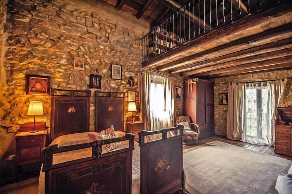 Photo of Bedroom in Pietraperzia