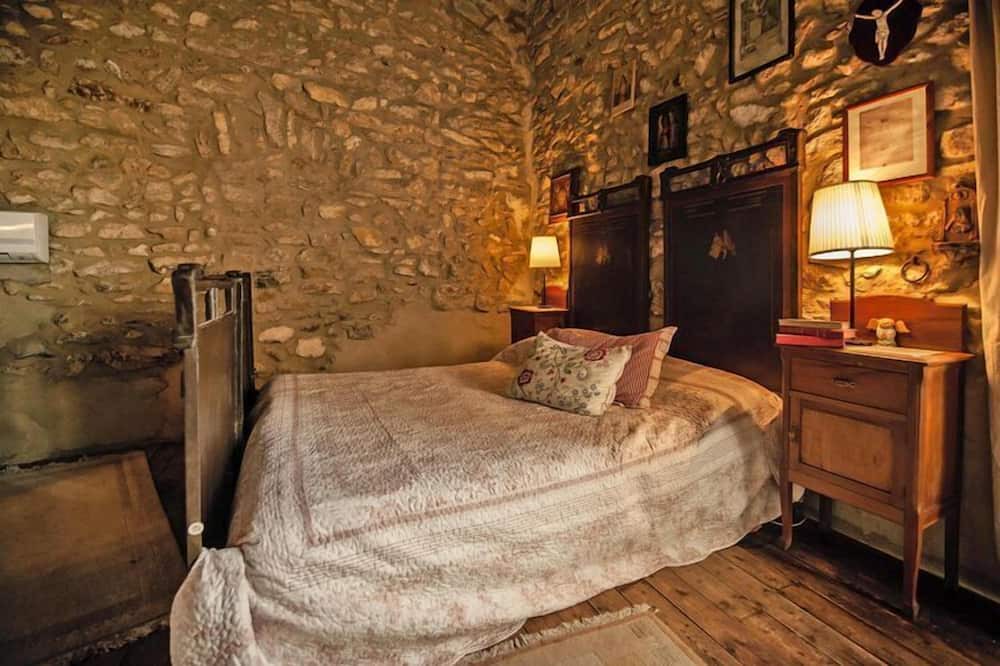 Photo of Bedroom in Pietraperzia