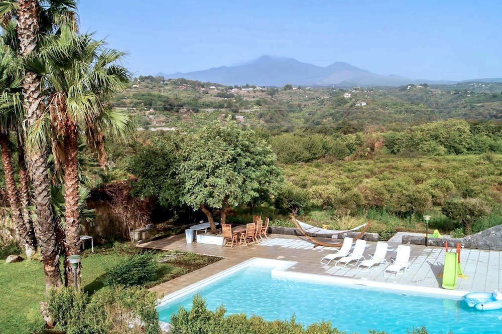 Photo of Outdoor in Macchia