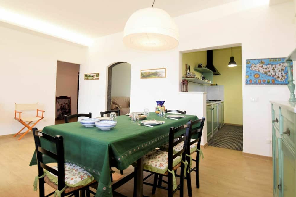 Photo of Bedroom in Macchia