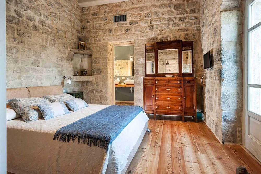 Photo of Bedroom in Campanella-Gianforma