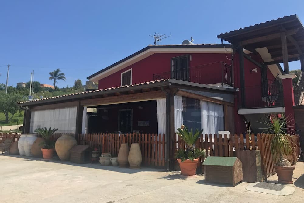 Photo of Outdoor in Partinico