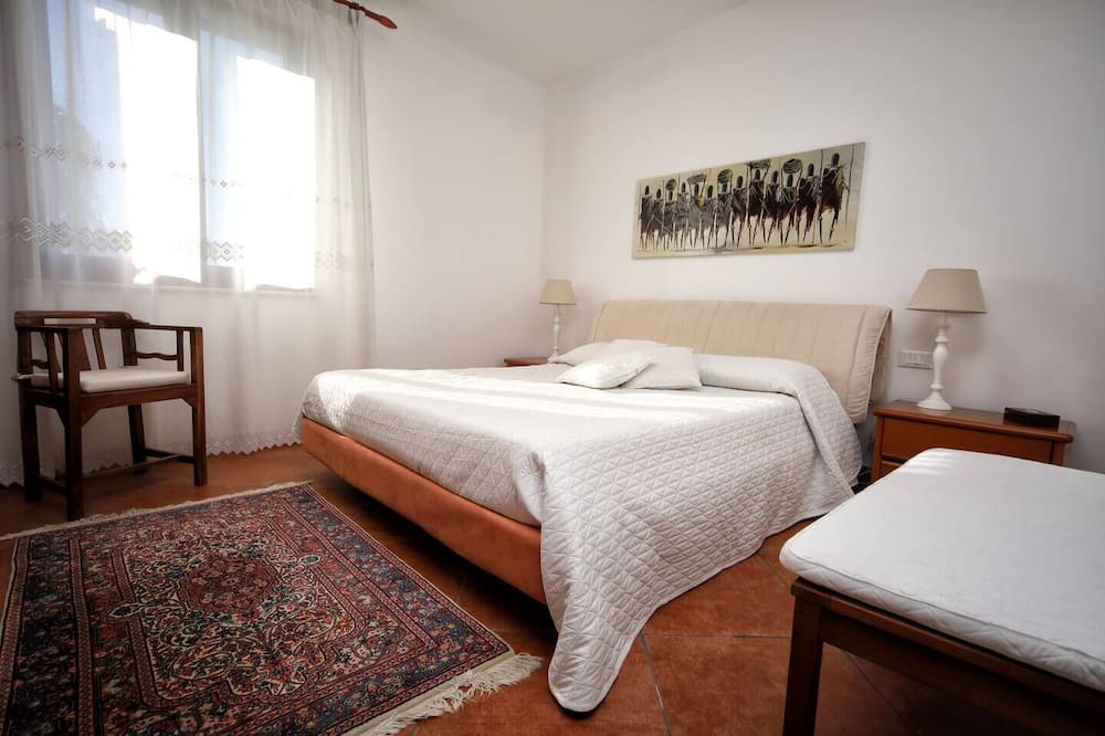 Photo of Bedroom in Paceco