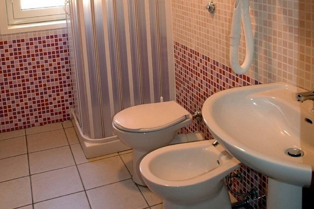 Photo of Bathroom in Cammarata