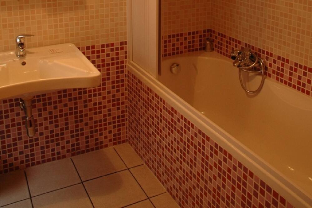 Photo of Bathroom in Cammarata