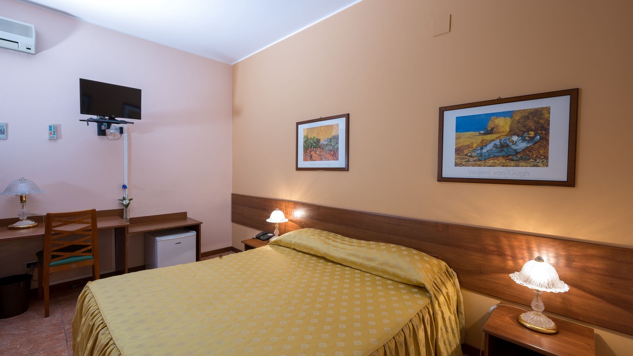 Photo of Bedroom in Motta Sant'Anastasia